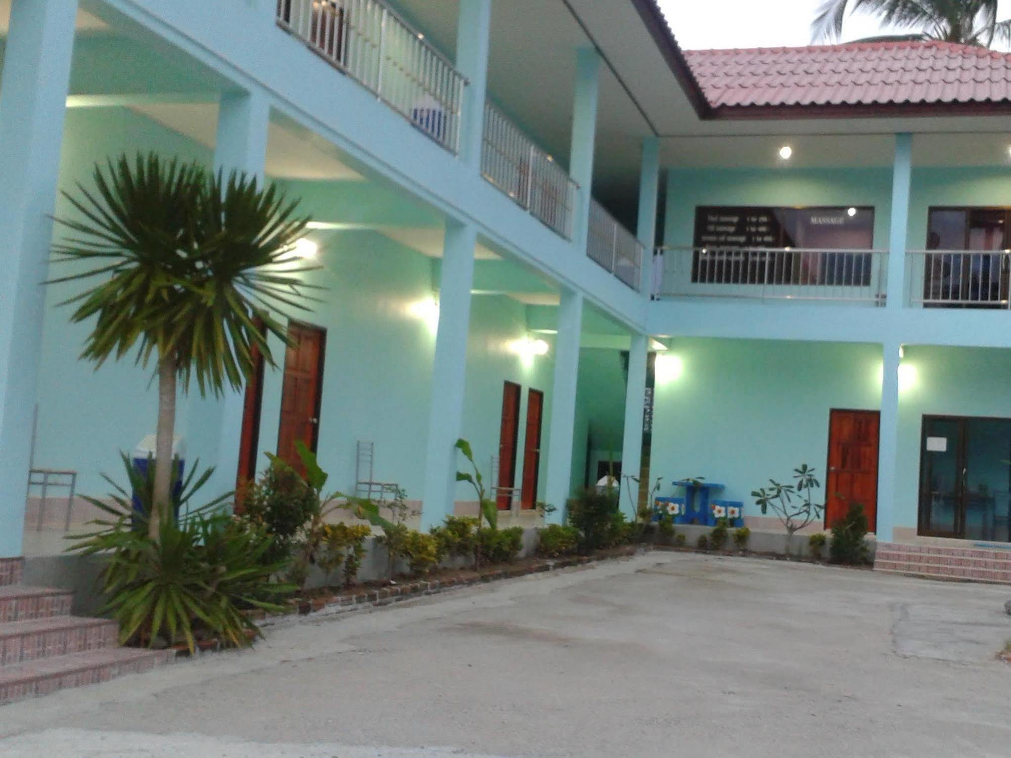 สเตลล่า รีสอร์ต ขนอม Hotel ภายนอก รูปภาพ