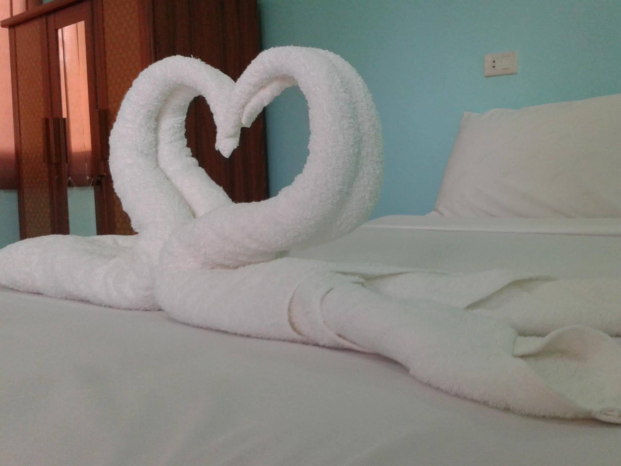 สเตลล่า รีสอร์ต ขนอม Hotel ภายนอก รูปภาพ