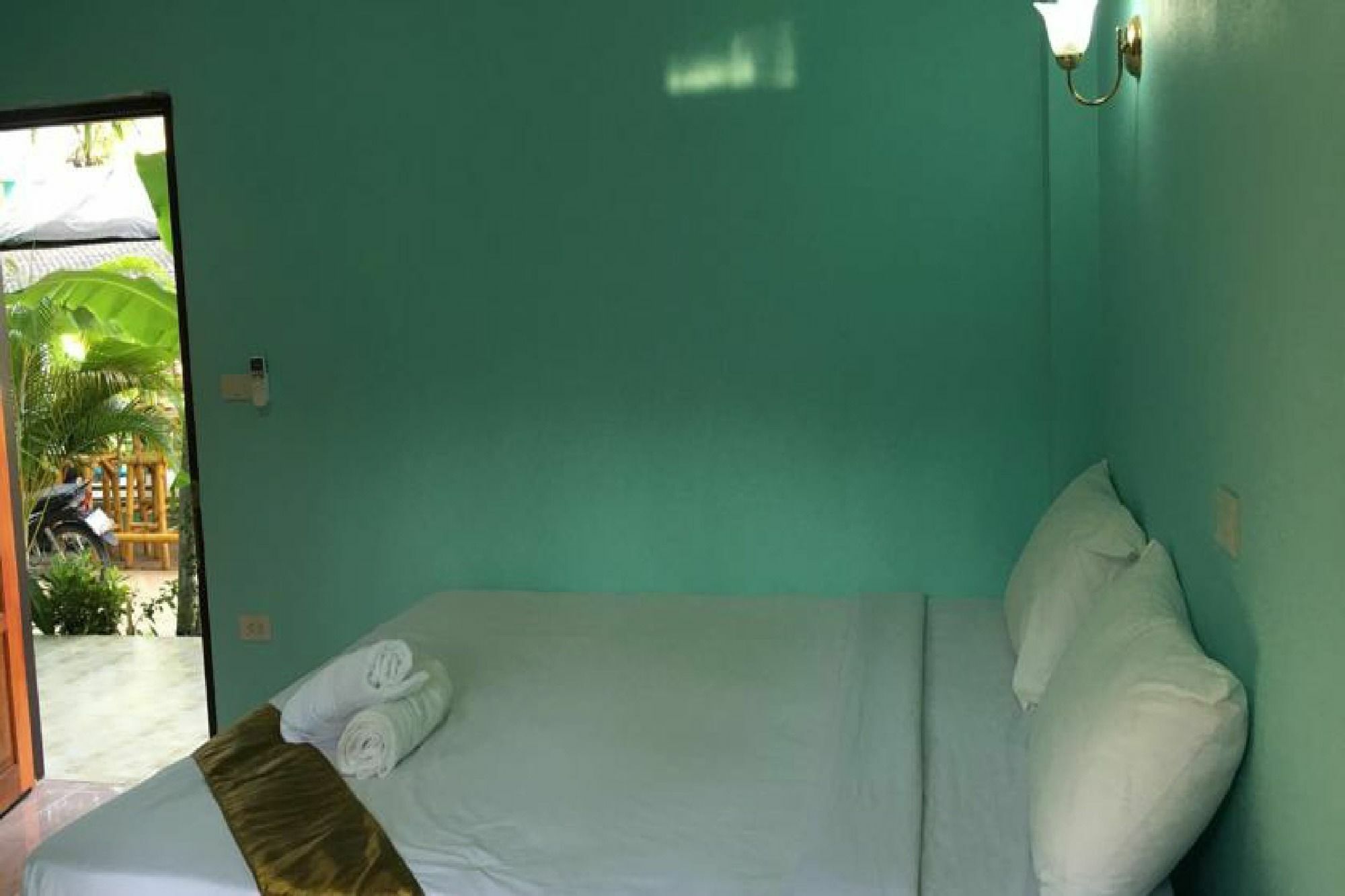สเตลล่า รีสอร์ต ขนอม Hotel ภายนอก รูปภาพ